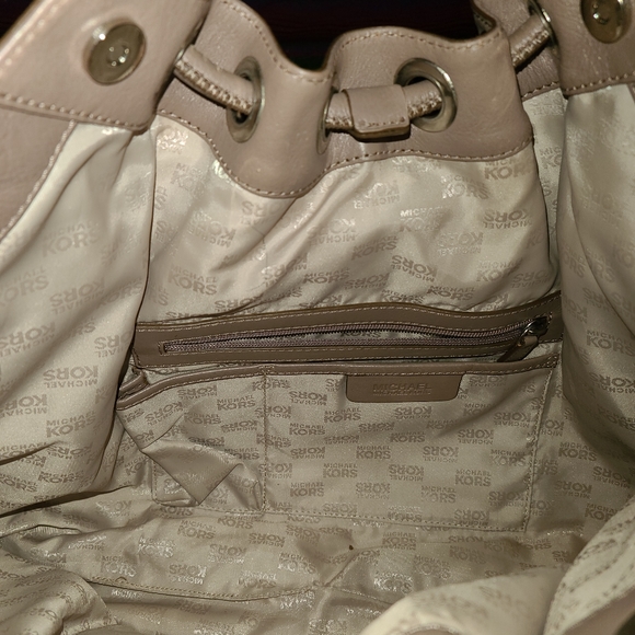 Bag - Picture 2 of 10